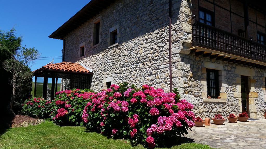 Posada San Tirso Toñanes Kültér fotó